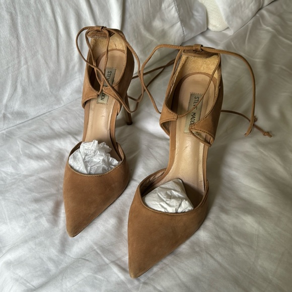 Steve Madden Suede Tie-up Heels - Picture 1 of 1